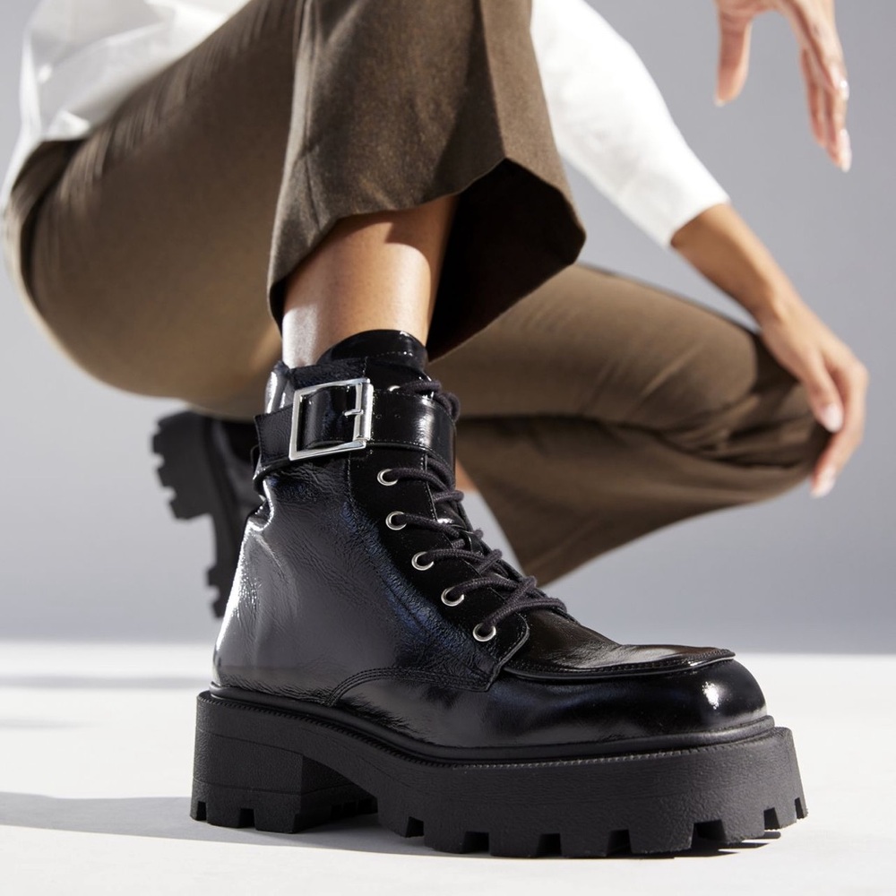 Cooperative Tania Boots